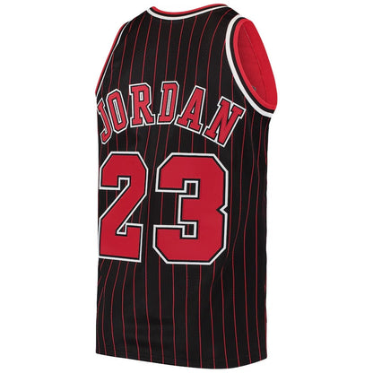 C.Bulls #23 Michael Jordan Mitchell & Ness 1996-97 Hardwood Classics Authentic Jersey - Black American Basketball Jersey