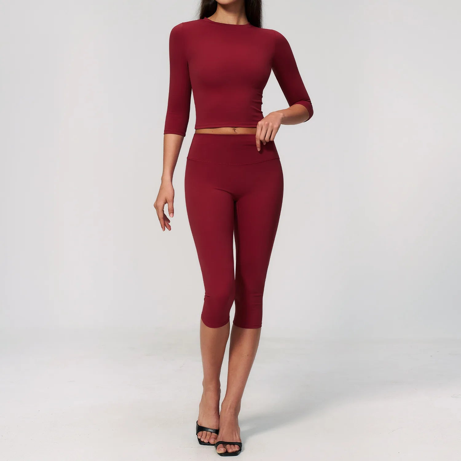 Yoga Set 2PCS Women Tracksuit Workout Suit Sportswear Gym Clothing Fitness Half Sleeve High Waist Leggings Cycling Capri Pants